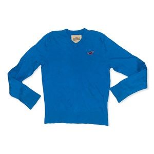 Hollister Men’s sweater